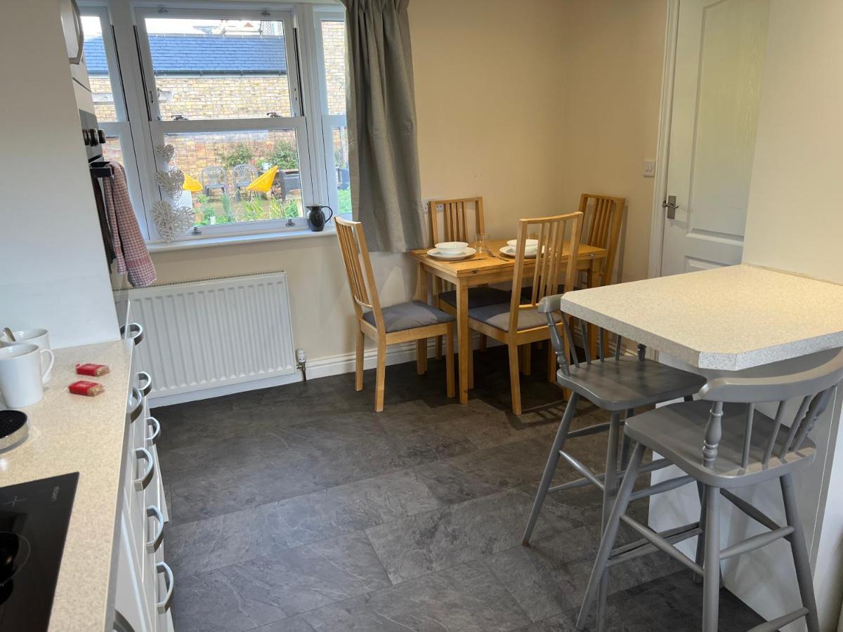 Apartament Cosy Hillside Annex Stanwick  Zewnętrze zdjęcie